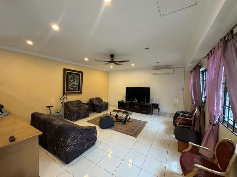 Bungalow for Sale in Seksyen 9 (Shah Alam) - Shiqin Saidin - Living Room - PropertyGuru.com.my