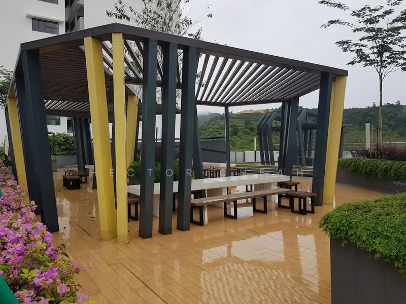 Kondominium untuk Dijual di Oasis 1 - Hector Cheah - Exterior - PropertyGuru.com.my