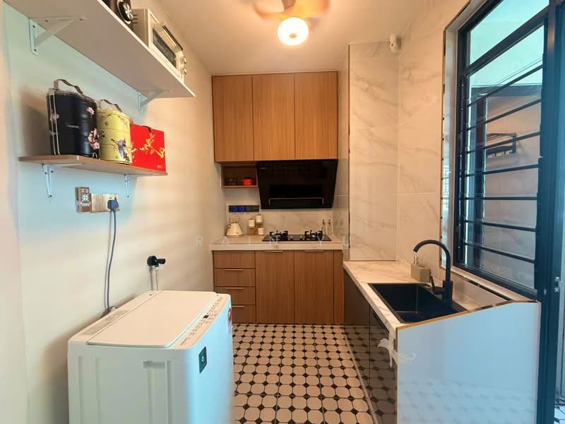 Flat for Sale at Taman Terubong Indah (Majestic Heights) - Rain Yu - Kitchen - PropertyGuru.com.my