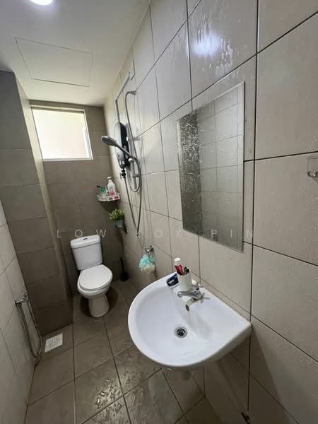 Kondominium untuk Disewa di Platinum OUG Residence - Low Kok Pin - Bathroom - PropertyGuru.com.my