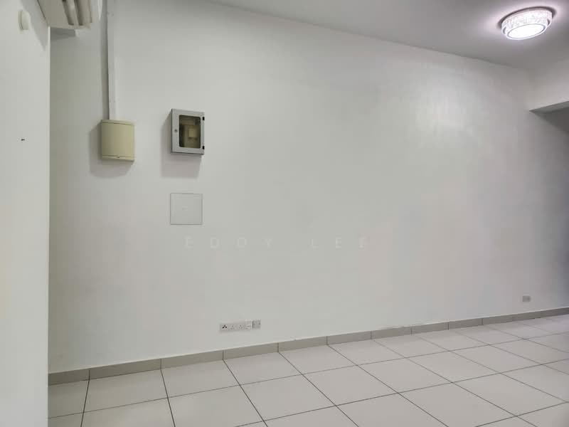 Service Residence for Sale at Serviced Residence @ 3 Towers - Eddy Lee - Interior - PropertyGuru.com.my