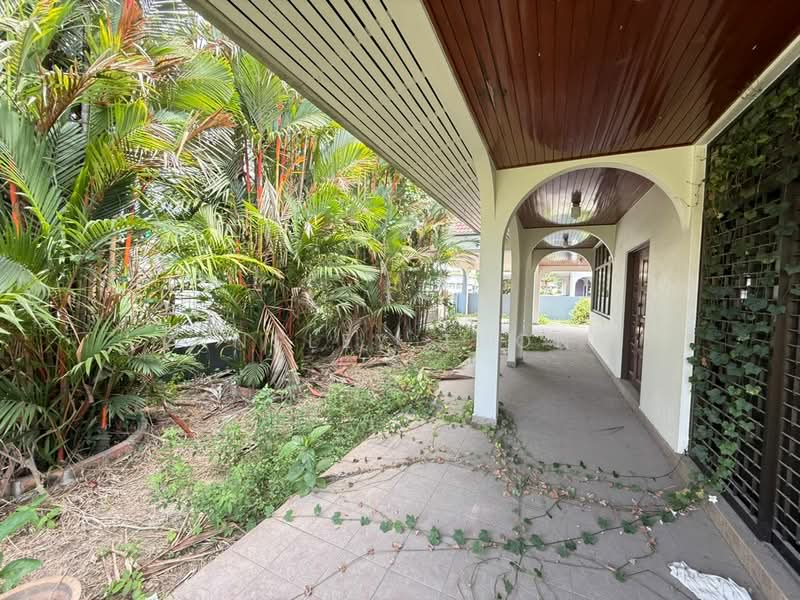 Bungalow for Sale in Fair Park (Ipoh) - Ainsley Thong - Exterior - PropertyGuru.com.my