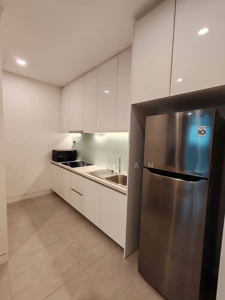 Condominium for Sale at TTDI Ascencia - Amy Tan - Kitchen - PropertyGuru.com.my