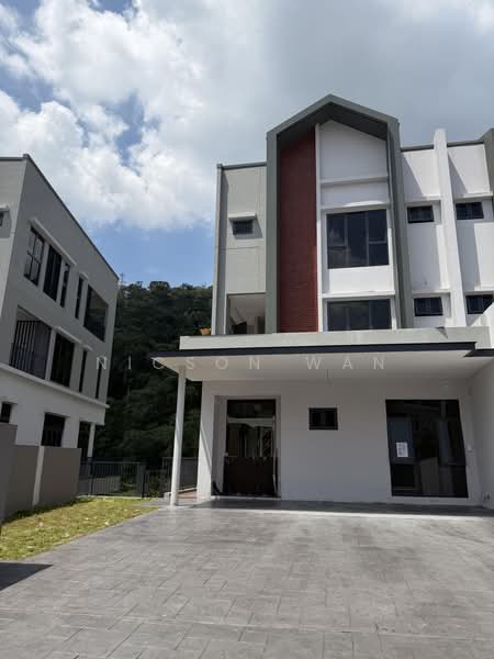 Semi-Detached House for Sale in Petaling (Selangor) - Nicson Wan - Exterior - PropertyGuru.com.my