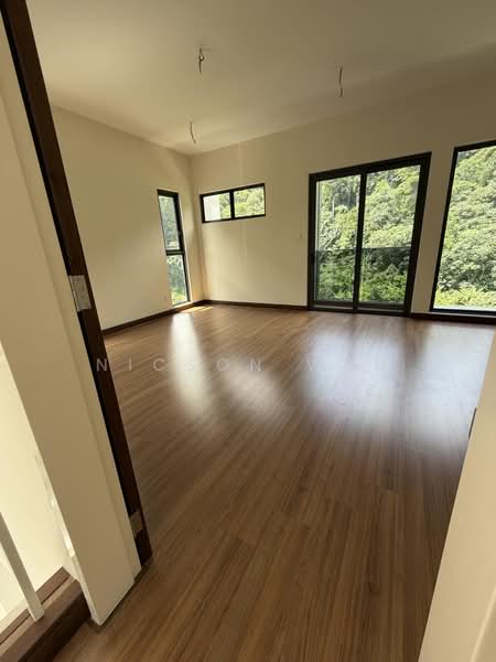 Semi-Detached House for Sale in Petaling (Selangor) - Nicson Wan - Living Room - PropertyGuru.com.my