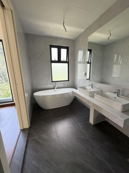 Semi-Detached House for Sale in Petaling (Selangor) - Nicson Wan - Bathroom - PropertyGuru.com.my