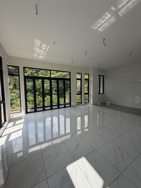 Semi-Detached House for Sale in Petaling (Selangor) - Nicson Wan - Living Room - PropertyGuru.com.my