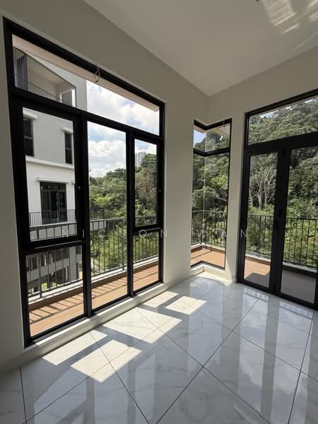 Semi-Detached House for Sale in Petaling (Selangor) - Nicson Wan - Balcony - PropertyGuru.com.my