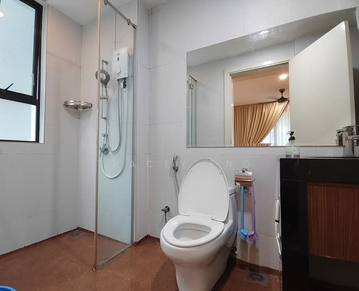Pangsapuri untuk Dijual di Impiana - Tracey Eng - Master Bathroom - PropertyGuru.com.my