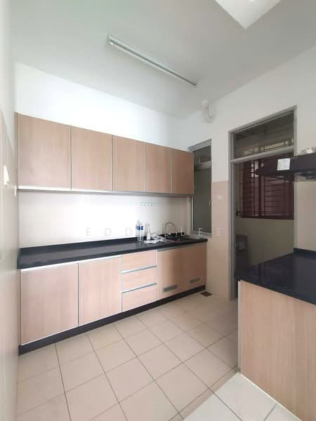 Kondominium untuk Dijual di Sky Vista Residency - Eddy Lee - Kitchen - PropertyGuru.com.my