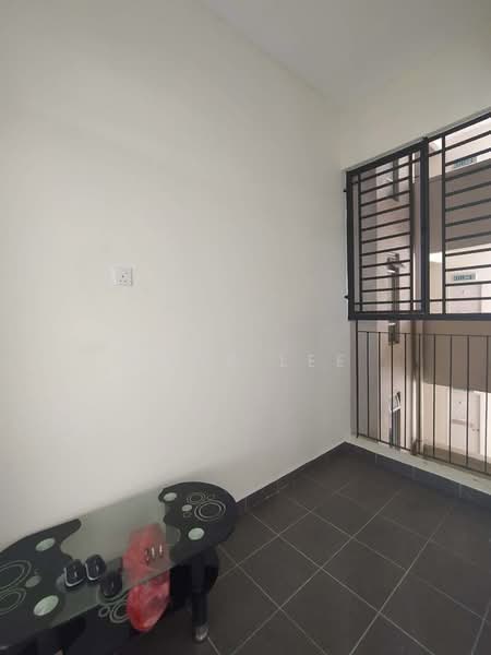 Kondominium untuk Dijual di Sky Vista Residency - Eddy Lee - Balcony - PropertyGuru.com.my