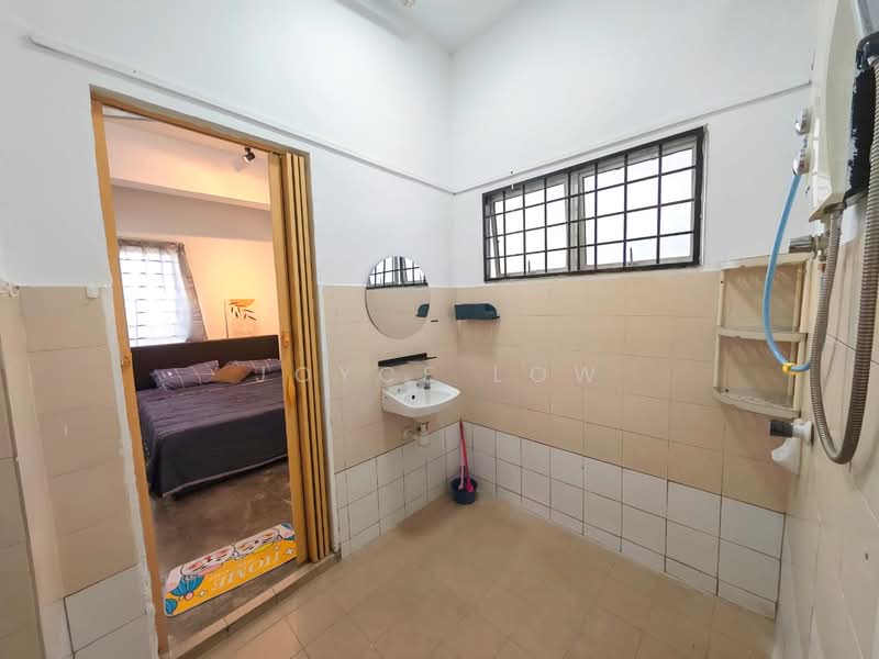 Flat for Rent at Taman Puchong Intan Flat - Joyce Low - Bedroom - PropertyGuru.com.my