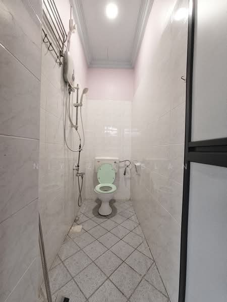 Rumah Berkembar untuk Dijual di Taman D'Utama (Johor Bahru) - Niyaz Roslan - PropertyGuru.com.my