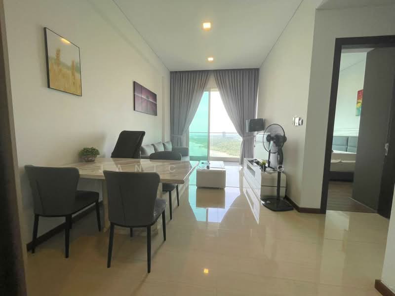 Servis Apartment untuk Disewa di Puteri Cove Residences - Janice Yong - Living Room - PropertyGuru.com.my