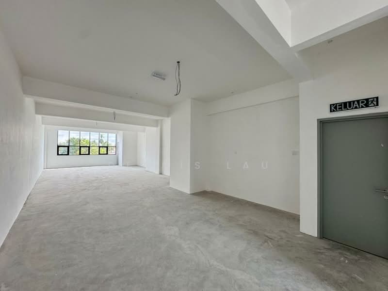 Shop for Sale in Pine Square (Kuching) - Dennis Lau - Interior - PropertyGuru.com.my