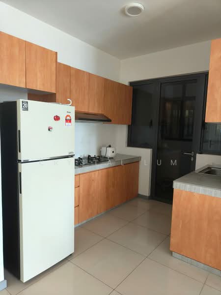 Service Residence for Rent at United Point (Residensi Berpadu) - Crystal Lum - Kitchen - PropertyGuru.com.my