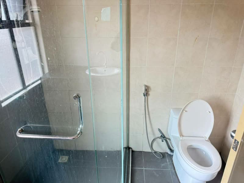 Terraced House for Rent in Taman Laguna (Johor Bahru) - Nick Low - Bathroom - PropertyGuru.com.my