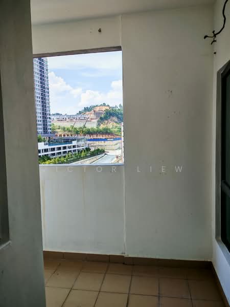 Pangsapuri untuk Disewa di Camellia Residences - VICTOR LIEW - Balcony - PropertyGuru.com.my