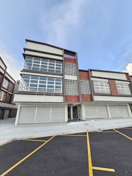 Shop for Rent in Shah Alam (Selangor) - Zahayati Jamaludin - Exterior - PropertyGuru.com.my