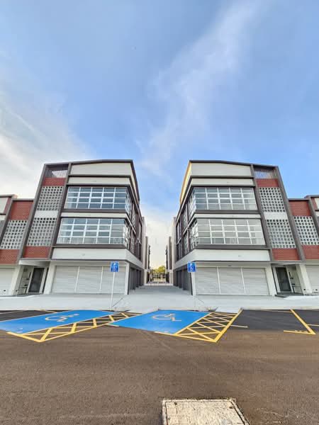 Shop for Rent in Shah Alam (Selangor) - Zahayati Jamaludin - Exterior - PropertyGuru.com.my