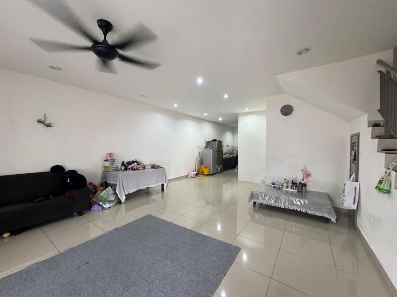 2-storey Terraced House for Sale in Rawang (Selangor) - Andy Yap - Living Room - PropertyGuru.com.my