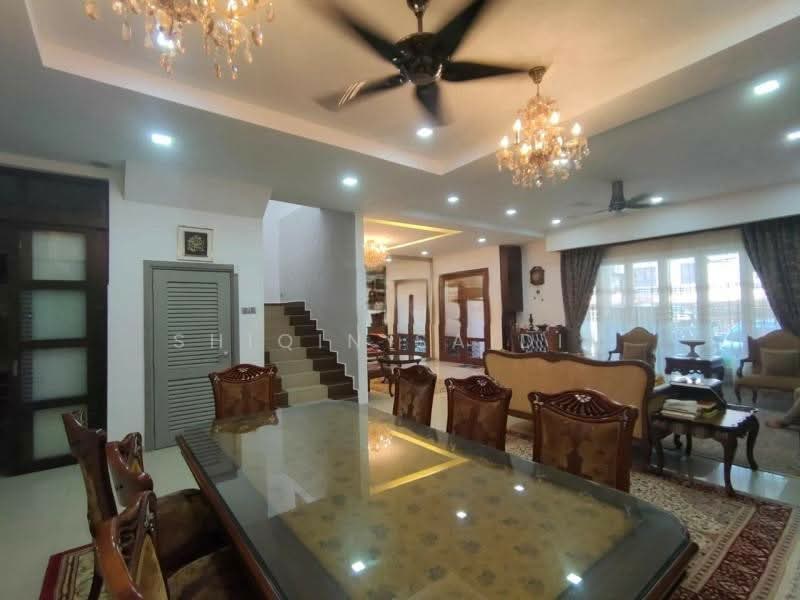 Semi-Detached House for Sale in Ampang (Selangor) - Shiqin Saidin - Dining Room - PropertyGuru.com.my
