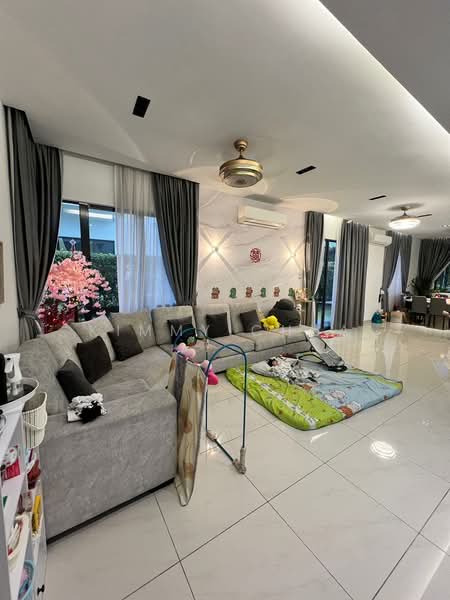 Semi-Detached House for Sale in Diamond City (Semenyih) - Kimmy Chua - Living Room - PropertyGuru.com.my