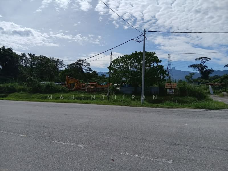 Agricultural Land for Sale in Taman Ulu Yam Lama (Ulu Yam) - Mahenthiran . - PropertyGuru.com.my