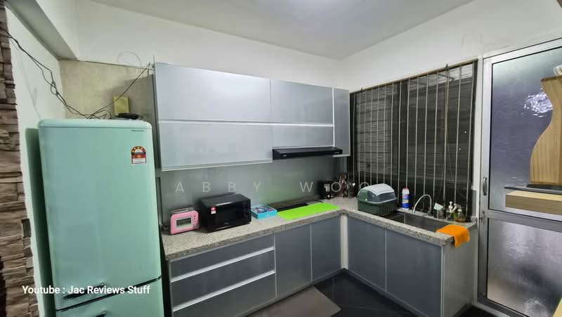 Condominium for Rent at Gurney Park Condominium - Abby Woo - Kitchen - PropertyGuru.com.my