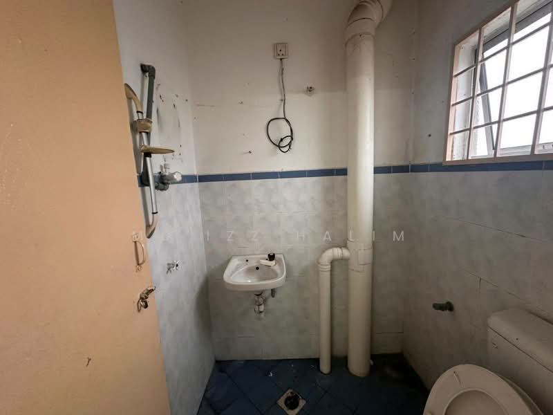 Apartment for Sale at Desa Palma - Mu'izz Halim - Bathroom - PropertyGuru.com.my