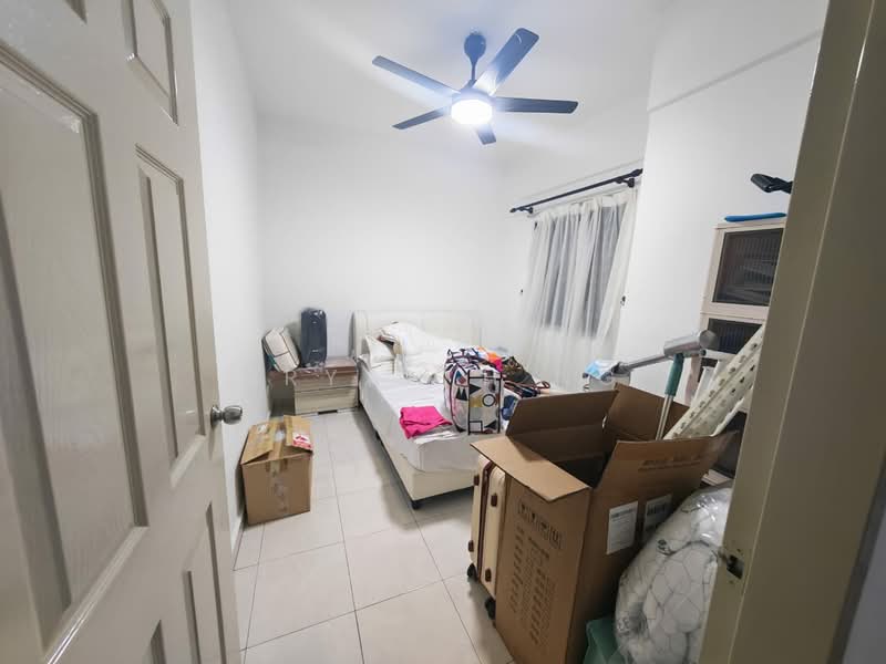 Pangsapuri untuk Dijual di Damai Vista Apartment - Bryan H'ng - Bedroom - PropertyGuru.com.my