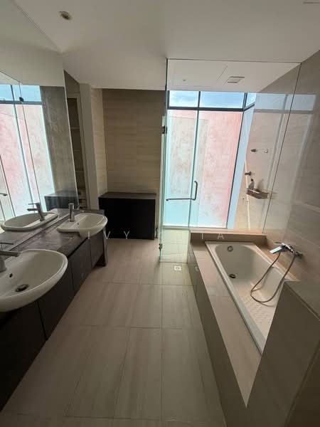 Semi-Detached House for Sale in Bayan Lepas (Penang) - Ivy Chia - Bathroom - PropertyGuru.com.my