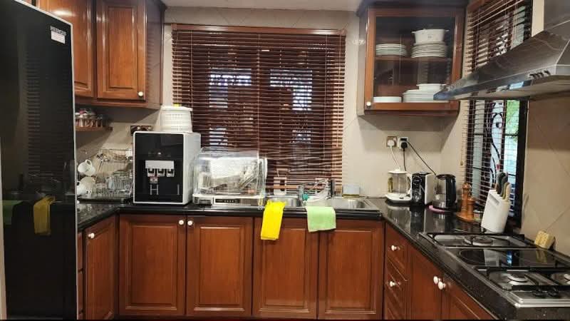 Rumah Berkembar untuk Dijual di Damansara Heights (Kuala Lumpur) - Shiqin Saidin - Kitchen - PropertyGuru.com.my