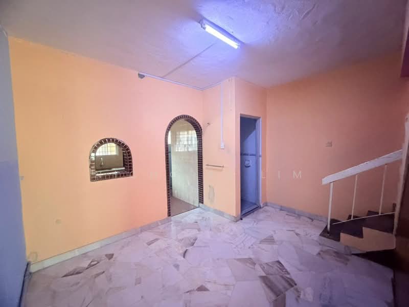2-storey Terraced House for Rent in Taman Serdang Utama (Seri Kembangan) - Nicholas Lim - Interior - PropertyGuru.com.my