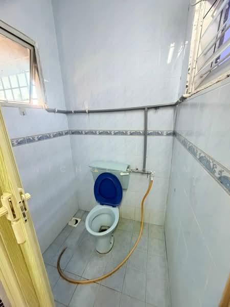2-storey Terraced House for Rent in Taman Serdang Utama (Seri Kembangan) - Nicholas Lim - Bathroom - PropertyGuru.com.my