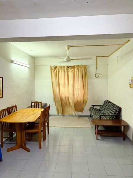 Pangsapuri untuk Disewa di Taman Alor Vista - Vincent Tan - Living Room - PropertyGuru.com.my