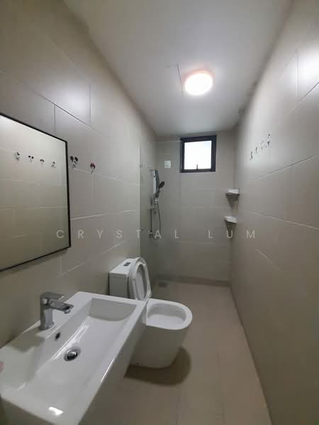 Servis Apartment untuk Disewa di Fortune Centra - Crystal Lum - Bathroom - PropertyGuru.com.my
