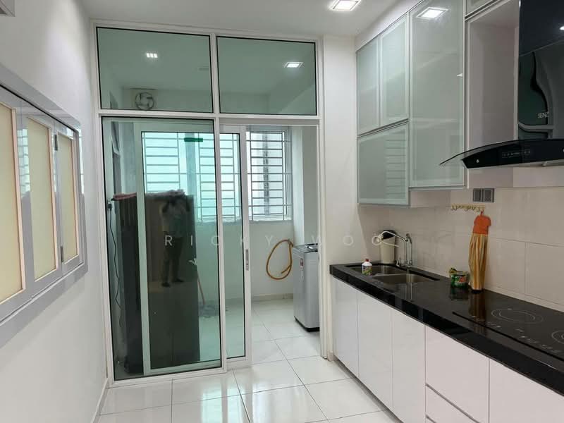 Cluster House for Sale in Taman Sutera Utama (Skudai) - Ricky Woo - Kitchen - PropertyGuru.com.my