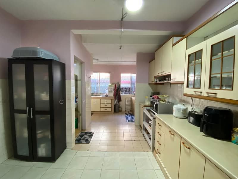 Rumah Teres 2 Tingkat untuk Disewa di Bandar Menjalara (Kuala Lumpur) - Crystal Lum - Kitchen - PropertyGuru.com.my