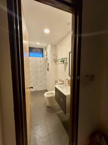 Kondominium untuk Dijual di 1 Bukit Utama - Stephanie Chong - Bathroom - PropertyGuru.com.my