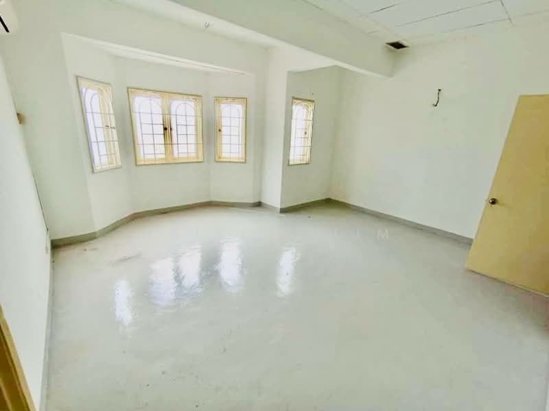 2-storey Terraced House for Sale in Seksyen 7 (Shah Alam) - Hairi Halim - PropertyGuru.com.my