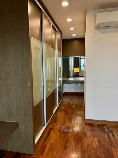 Kondominium untuk Dijual di 1 Bukit Utama - Stephanie Chong - Corridor - PropertyGuru.com.my