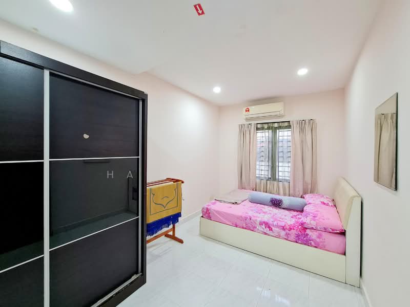 Rumah Teres 2 Tingkat untuk Dijual di Seksyen 7 (Shah Alam) - Hairi Halim - PropertyGuru.com.my
