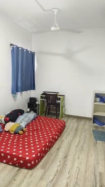 Kondominium untuk Dijual di The Herz - Crystal Lum - Bedroom - PropertyGuru.com.my