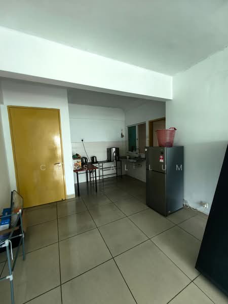 Kondominium untuk Dijual di First Residence (Residensi Unggul) - Crystal Lum - Kitchen - PropertyGuru.com.my