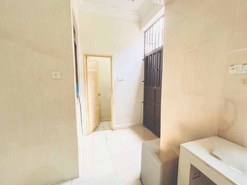 Rumah Teres 2 Tingkat untuk Dijual di Taman Mount Austin (Tebrau) - Cleo . - Interior - PropertyGuru.com.my