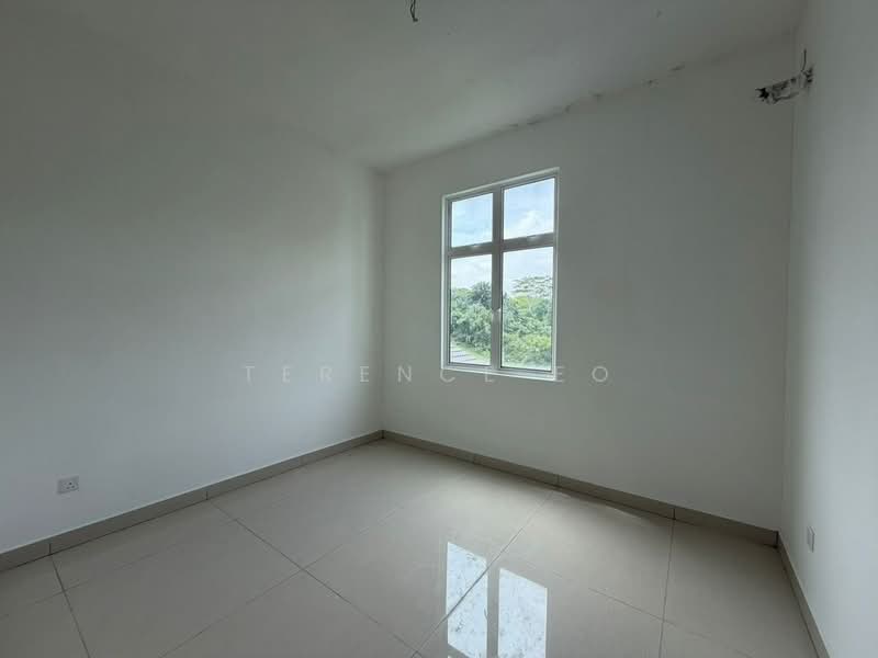 Cluster House for Sale in Taman Bestari Indah (Ulu Tiram) - Terence Eo - Interior - PropertyGuru.com.my