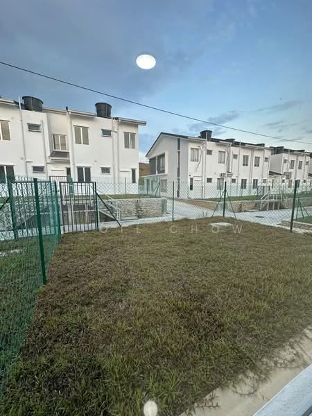 Terraced House for Rent in Nilai (Negeri Sembilan) - Cloie Chow - Exterior - PropertyGuru.com.my