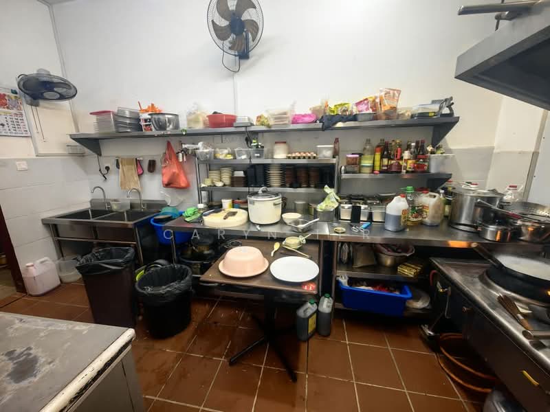 Shop for Rent in Austin Crest (Johor Bahru) - Caryn Ter - Kitchen - PropertyGuru.com.my