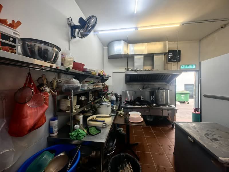 Shop for Rent in Austin Crest (Johor Bahru) - Caryn Ter - Kitchen - PropertyGuru.com.my